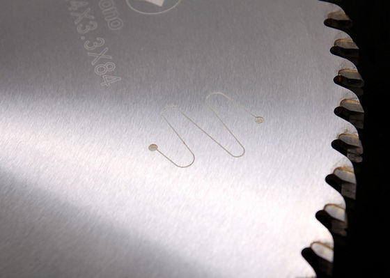 OEM SKS ทำเฟอร์นิเจอร์เหล็กใบเลื่อยเพชรตัด 400 มม. พร้อมองค์ประกอบหกเคล็ดลับ