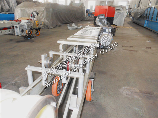 เครื่องรางสแควร์เคลื่อนย้ายได้ 3kW แผ่นโลหะม้วนขึ้นรูปเครื่อง